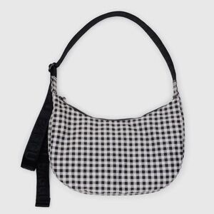 BAGGU Medium Crescent Bag- Black & White Gingham